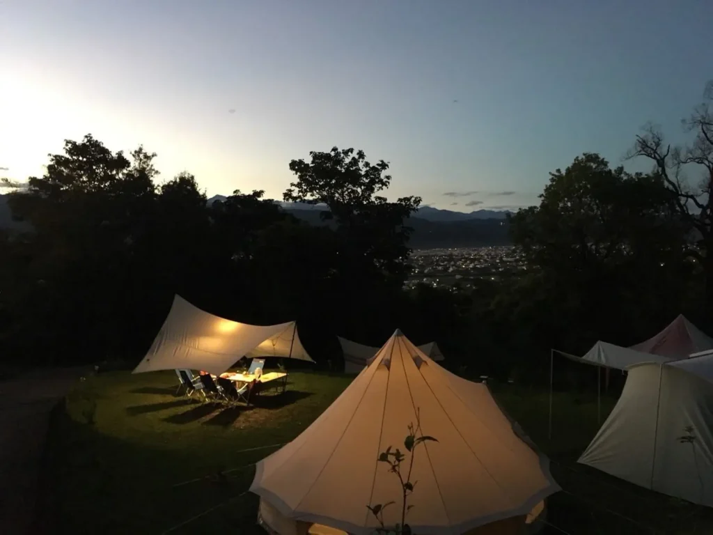 柚香露露炊事帳夜景